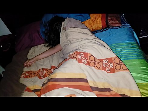 ❤️ Stepson mắng mẹ kế trẻ của mình trong khi bà ngủ. ❤ Siêu khiêu dâm tại khiêu dâm% vi.onlydesiporn.ru% ☑
